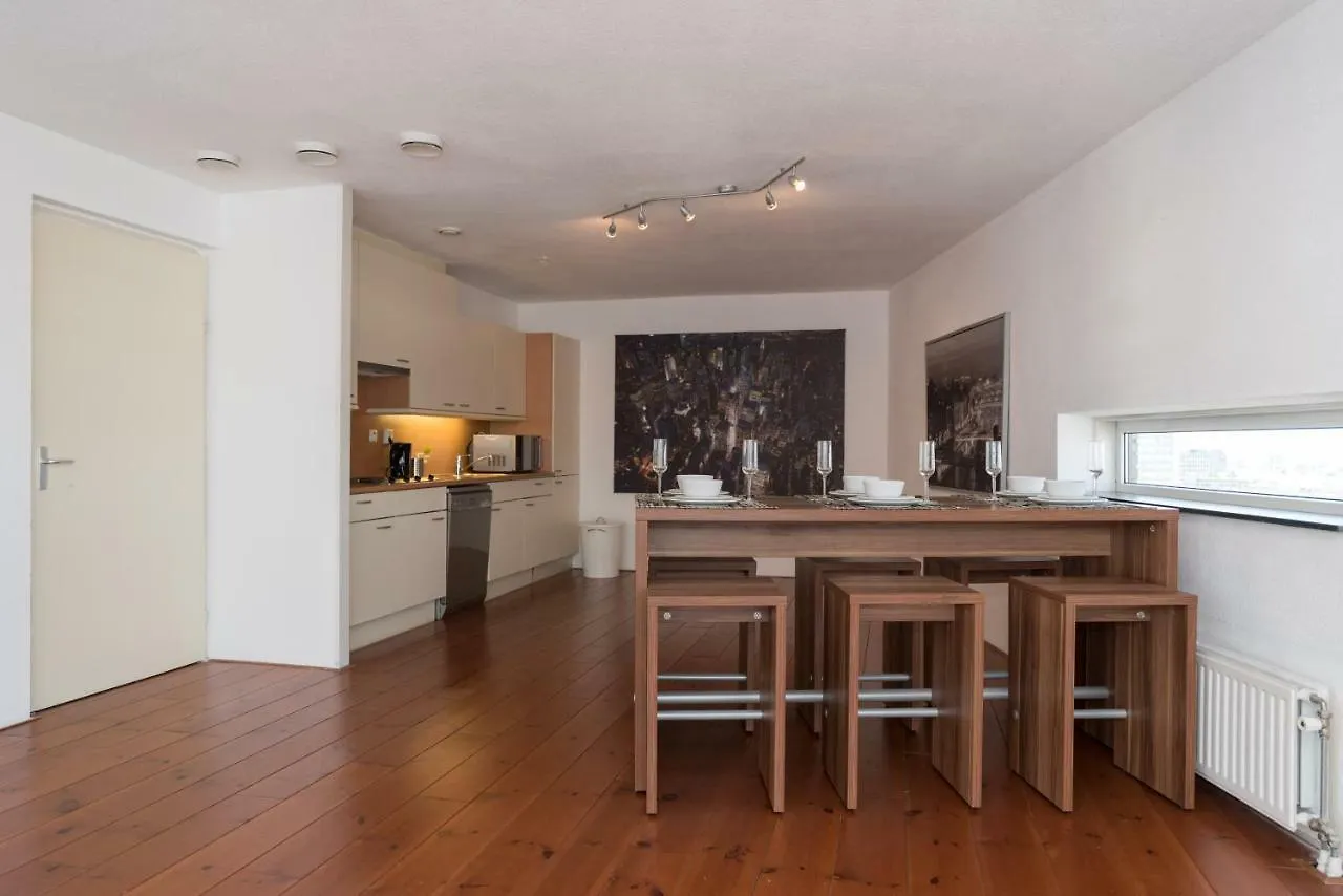 Skyline Apartment Rotterdam
