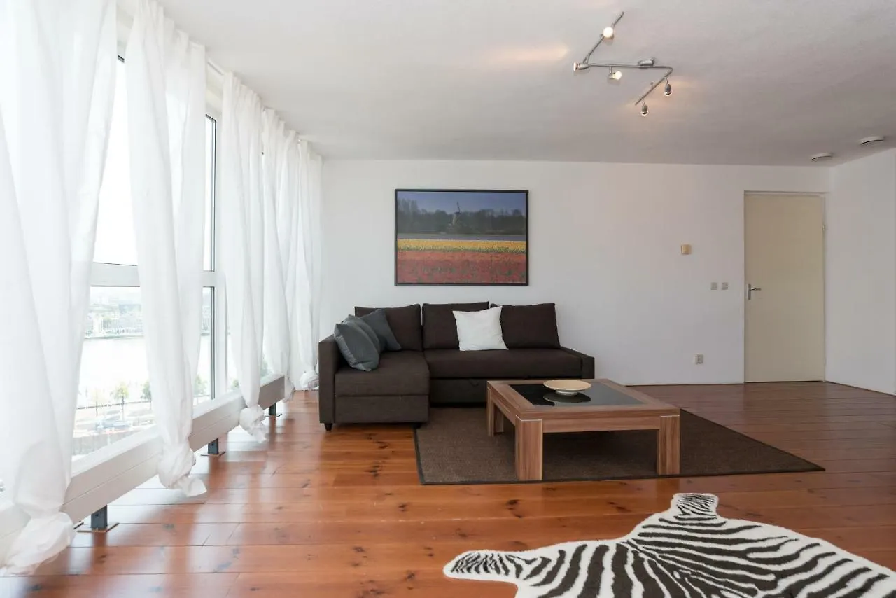 Skyline Apartment Rotterdam